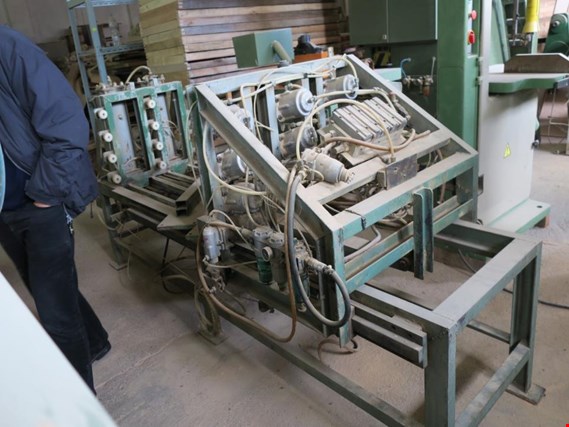 Used Pneumatic compression press for Sale (Auction Premium) | NetBid Industrial Auctions